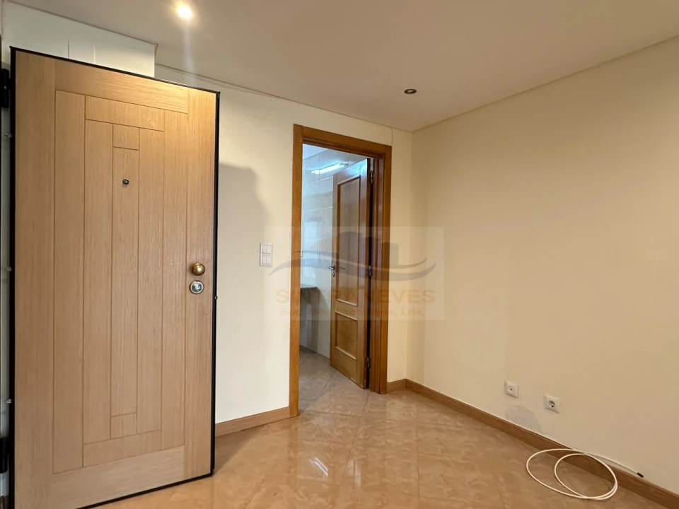 Apartamento T3 para Venda em Mina de Água Foto 3
