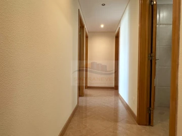 Apartamento T3 para Venda em Mina de Água