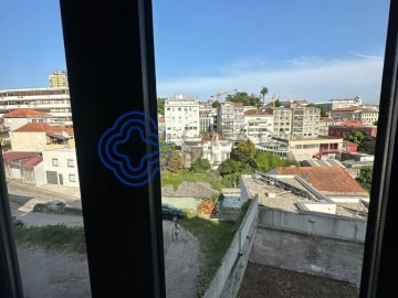 Moradia T2 para Venda em Cedofeita, Santo Ildefonso, Sé, Miragaia, São Nicolau e Vitória