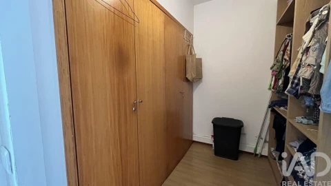 Moradia T3 para Venda em Santo Antonio dos Olivais