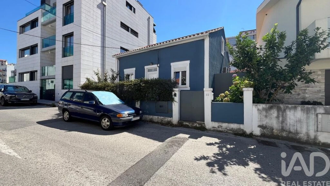 Moradia T3 para Venda em Santo Antonio dos Olivais Foto 1