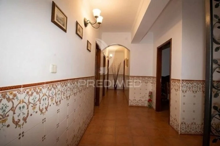 Moradia T4 para Venda em Espírito Santo, Nossa Senhora da Graça e São Simão Foto 9