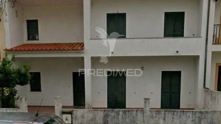 Moradia T4 para Venda em Espírito Santo, Nossa Senhora da Graça e São Simão