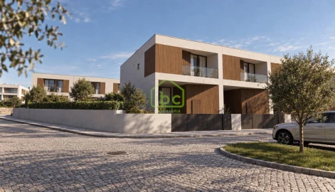 Moradia T3 para Venda em Touguinha e Touguinhó
