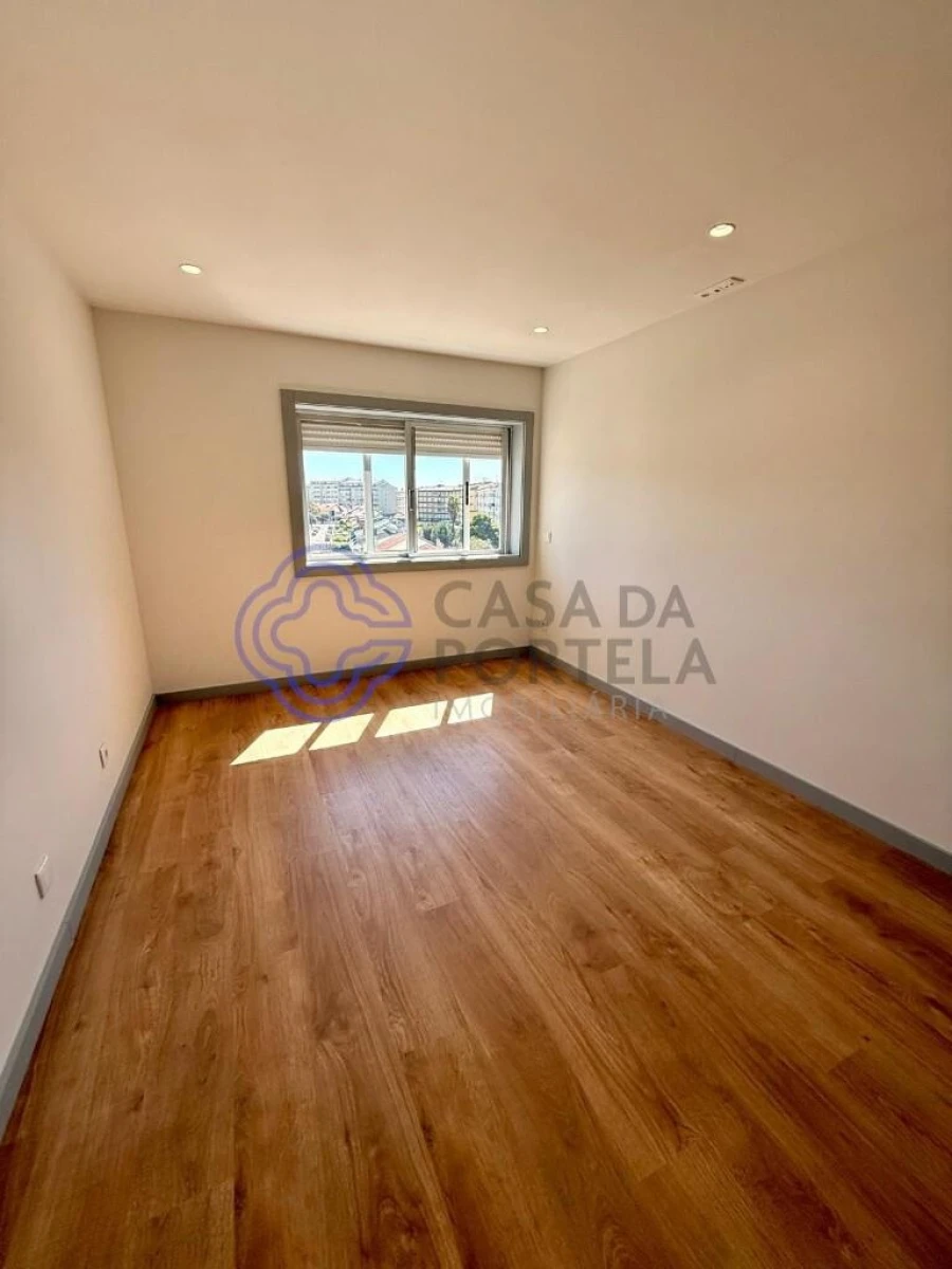 Apartamento T2 para Venda em São Mamede de Infesta e Senhora da Hora Foto 4
