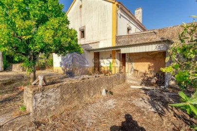 Quinta T3 para Venda em Casais e Alviobeira