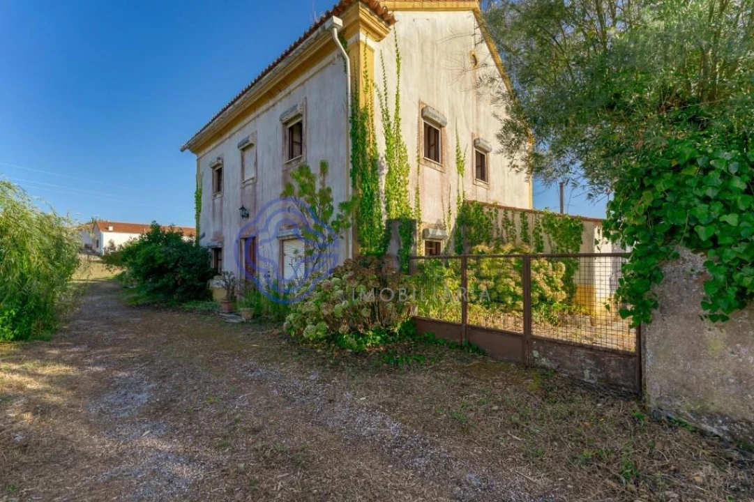 Quinta T3 para Venda em Casais e Alviobeira Foto 4