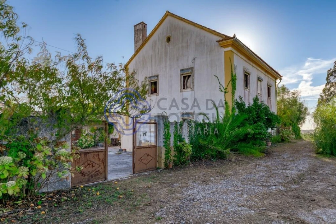 Quinta T3 para Venda em Casais e Alviobeira Foto 1