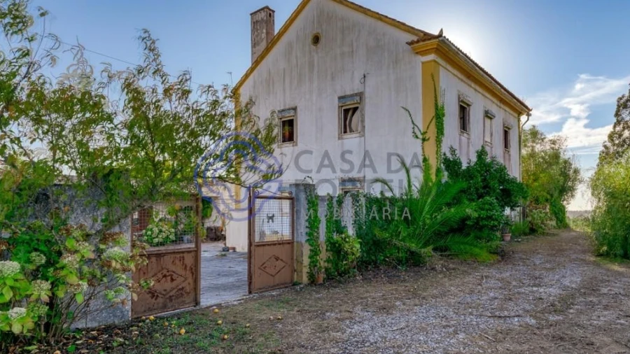 Quinta T3 para Venda em Casais e Alviobeira