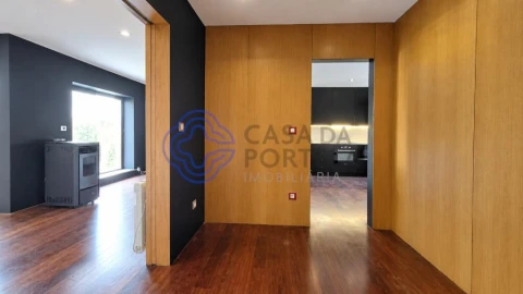 Apartamento T3 para Venda em Póvoa de Varzim, Beiriz e Argivai