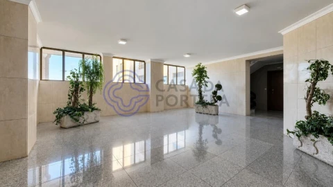 Apartamento T3 para Venda em Póvoa de Varzim, Beiriz e Argivai