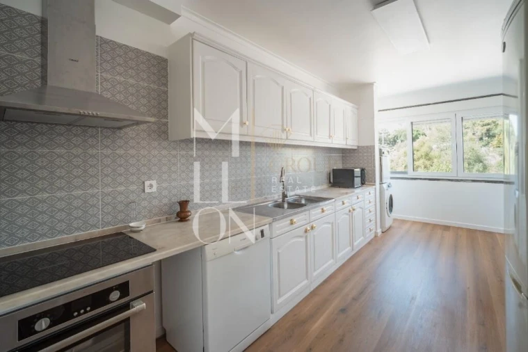 Apartamento T3 para Venda em Cascais e Estoril Foto 3