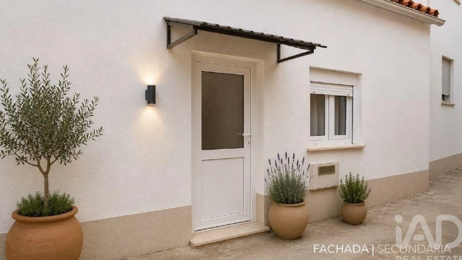 Moradia T2 para Venda em Santa Maria, São Pedro e Sobral da Lagoa