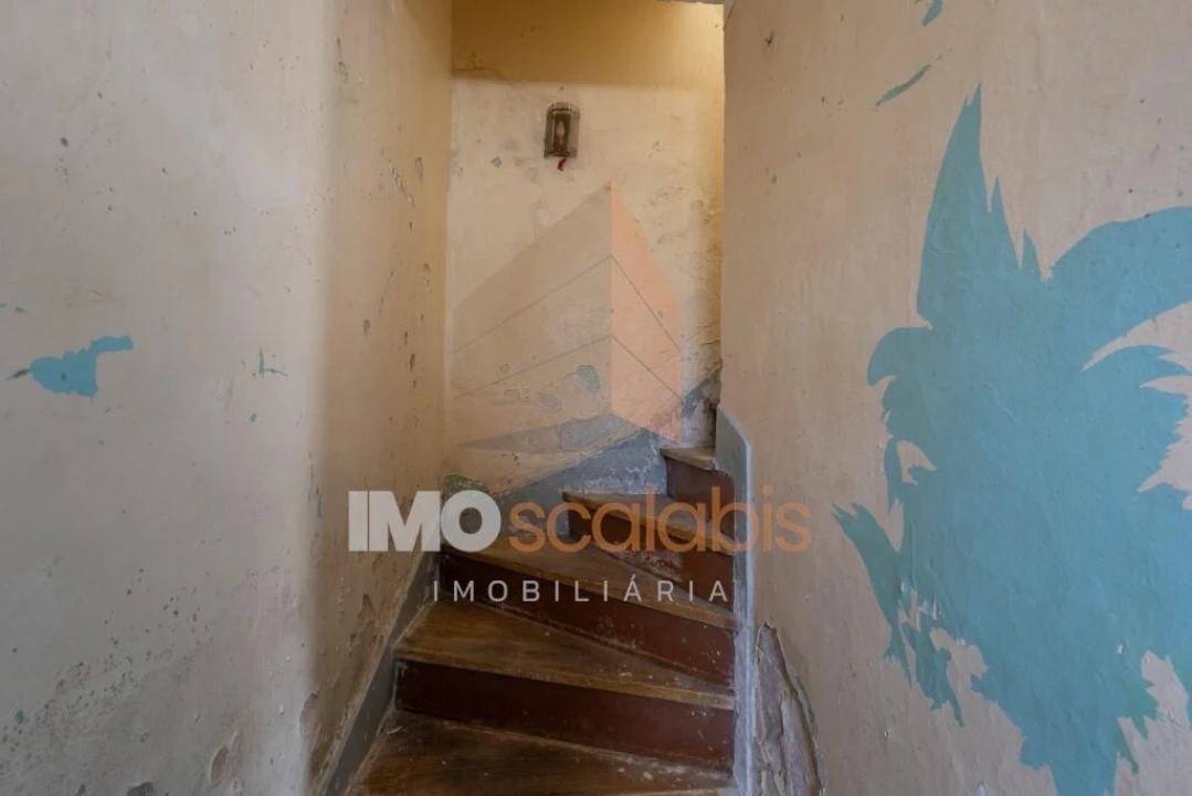 Moradia T4 para Venda em Tornada e Salir do Porto Foto 7