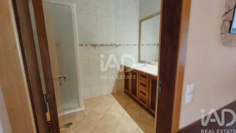 Moradia T3 para Venda em Montenegro