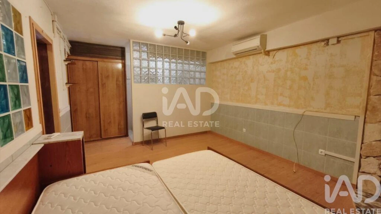 Moradia T3 para Venda em Montenegro Foto 34