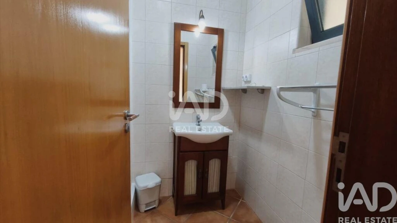 Moradia T3 para Venda em Montenegro Foto 12