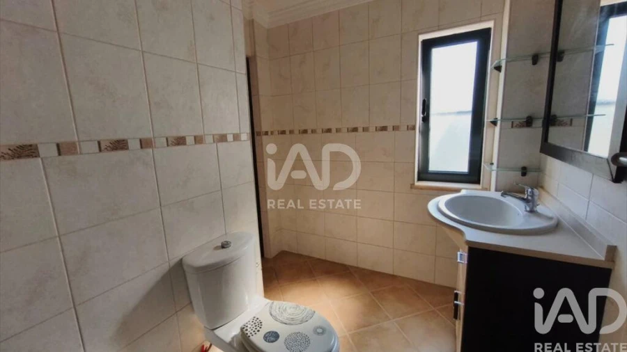 Moradia T3 para Venda em Montenegro Foto 25