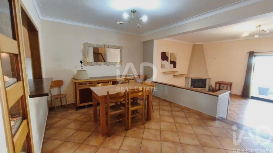 Moradia T3 para Venda em Montenegro Foto 6