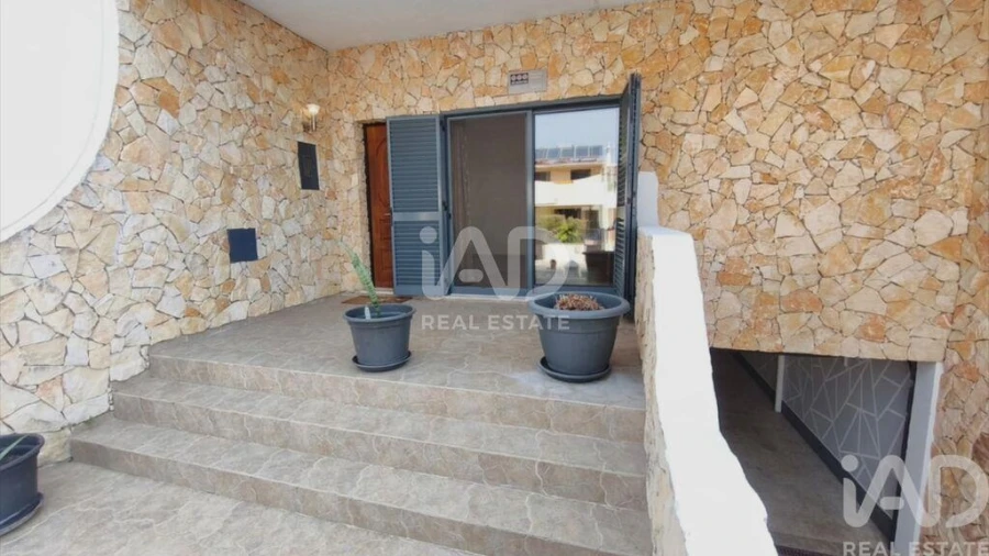 Moradia T3 para Venda em Montenegro Foto 2