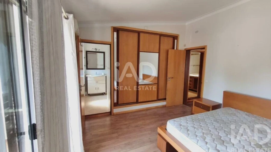 Moradia T3 para Venda em Montenegro Foto 19