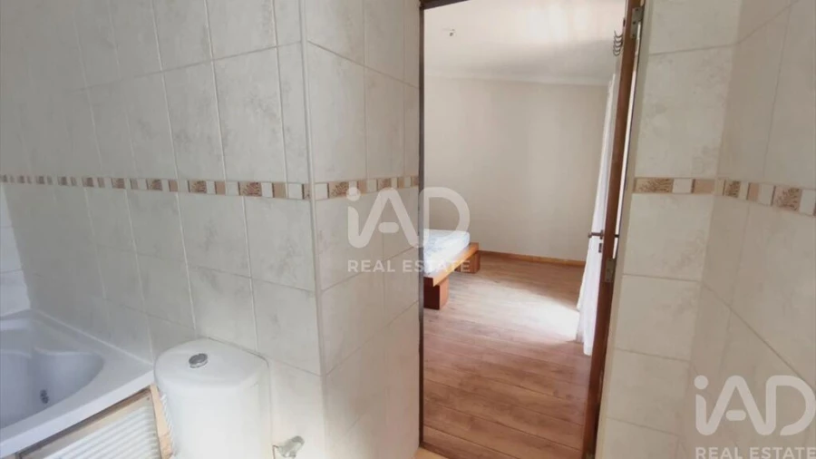 Moradia T3 para Venda em Montenegro Foto 26