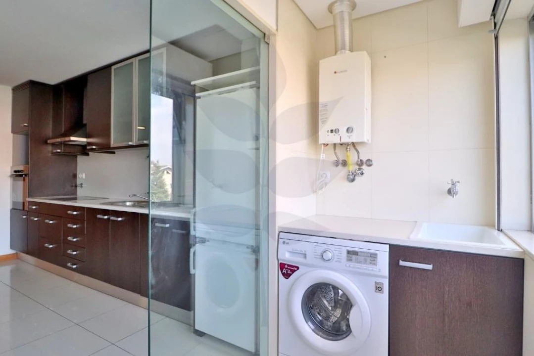 Apartamento T1 para Venda em Nogueira, Fraião e Lamaçães Foto 9