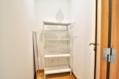 Apartamento T1 para Venda em Nogueira, Fraião e Lamaçães