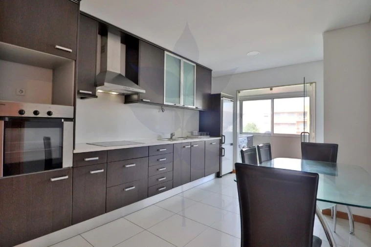 Apartamento T1 para Venda em Nogueira, Fraião e Lamaçães Foto 2