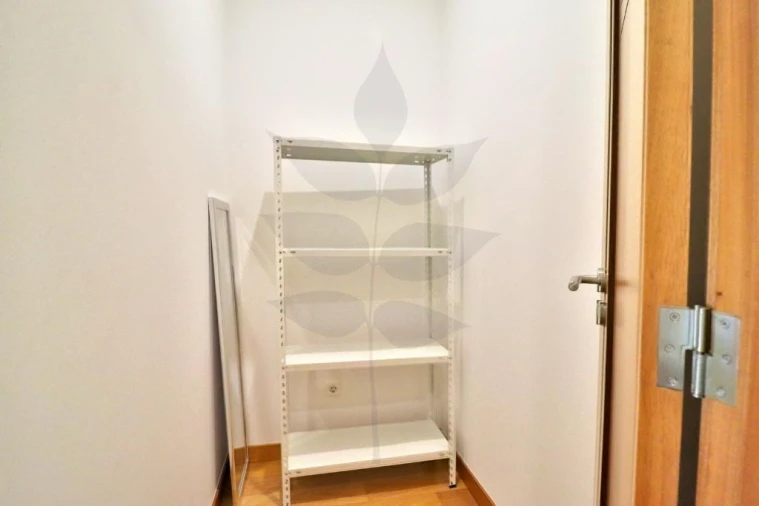 Apartamento T1 para Venda em Nogueira, Fraião e Lamaçães Foto 28