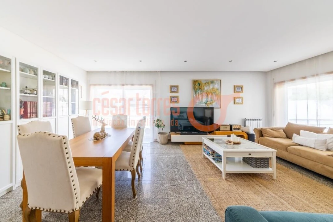 Apartamento T3 para Venda em São Felix da Marinha Foto 4