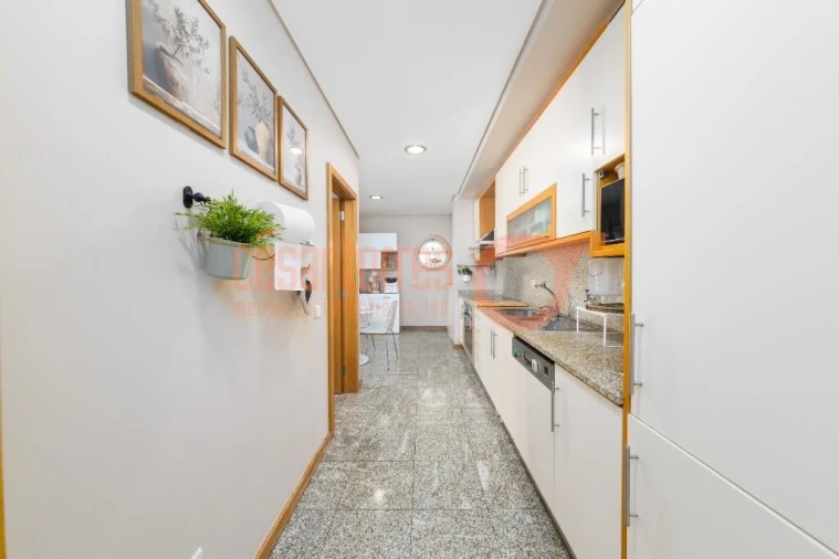 Apartamento T3 para Venda em São Felix da Marinha Foto 5