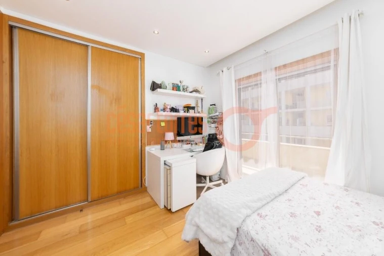 Apartamento T3 para Venda em São Felix da Marinha Foto 17