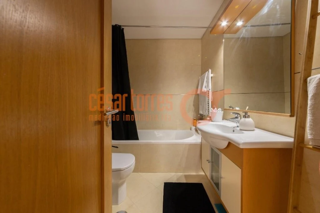 Apartamento T3 para Venda em São Felix da Marinha Foto 15