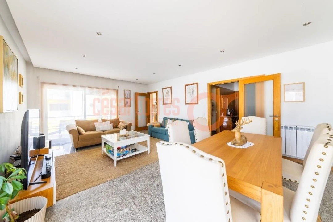 Apartamento T3 para Venda em São Felix da Marinha Foto 2