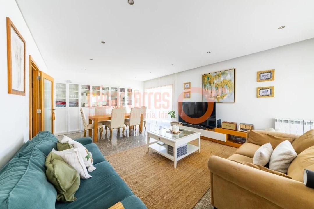 Apartamento T3 para Venda em São Felix da Marinha Foto 1