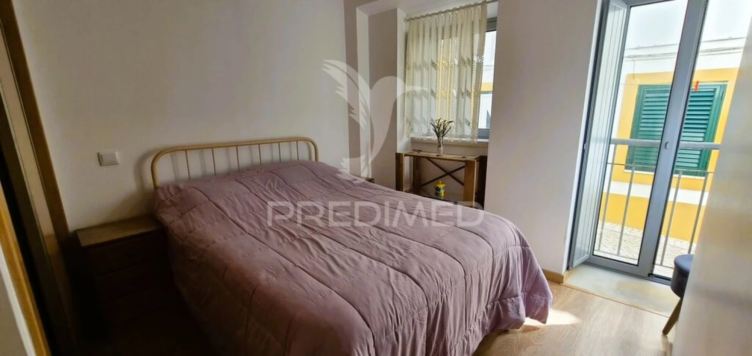 Apartamento T1 para Venda em Nazare Foto 6