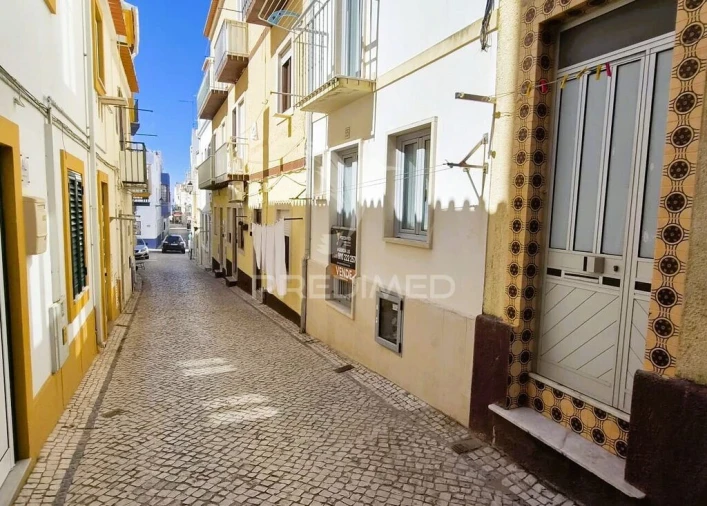 Apartamento T1 para Venda em Nazare Foto 11