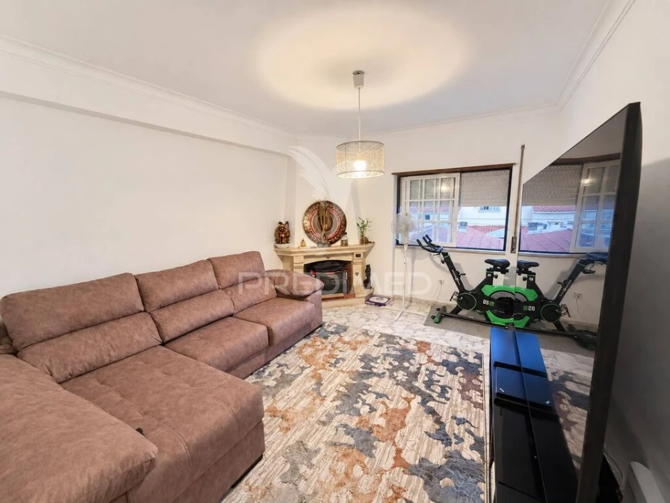 Apartamento T2 para Venda em Seixal, Arrentela e Aldeia de Paio Pires Foto 1