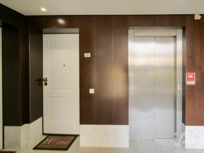 Apartamento T2 para Arrendamento em Quarteira Foto 23
