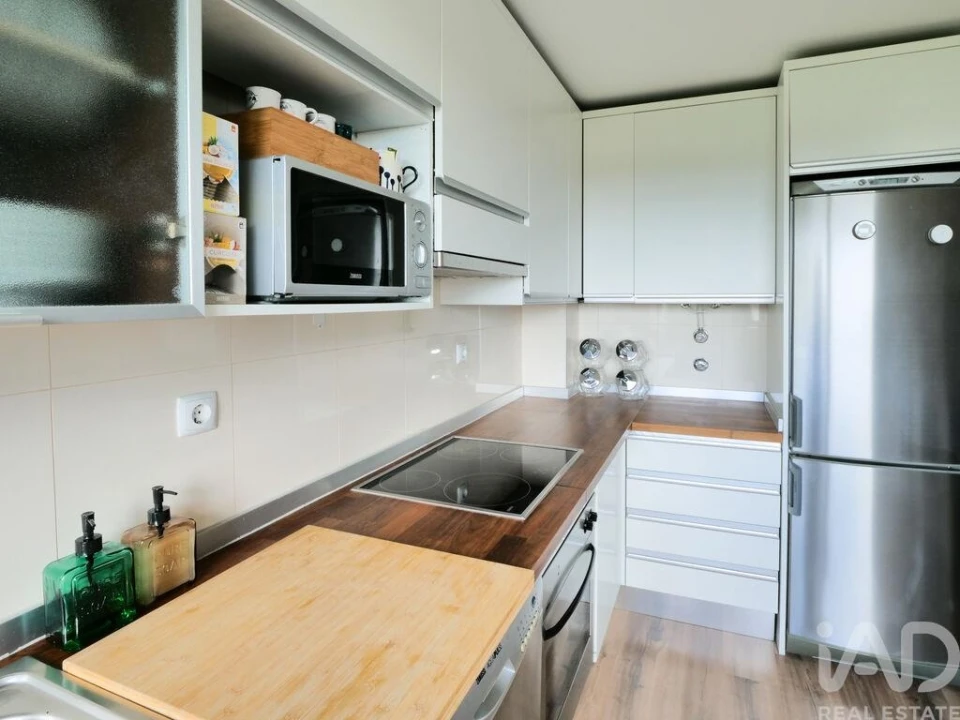 Apartamento T2 para Arrendamento em Quarteira Foto 9