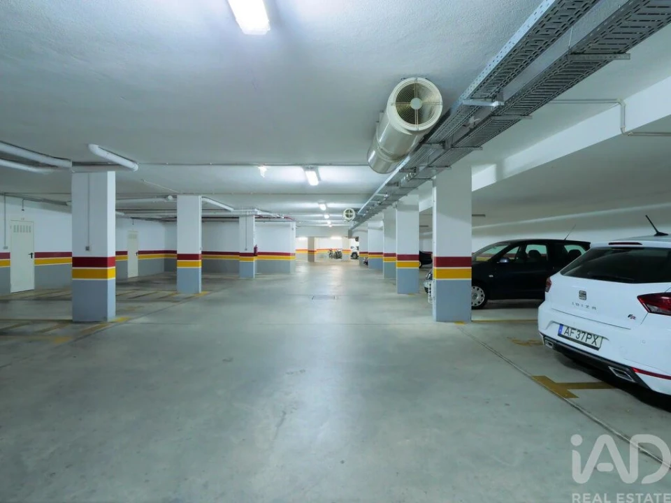 Apartamento T2 para Arrendamento em Quarteira Foto 20