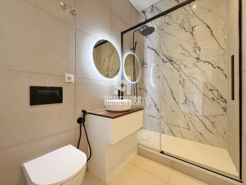 Apartamento T3 para Venda em Areeiro Foto 23