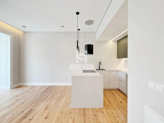Apartamento T3 para Venda em Areeiro Foto 3
