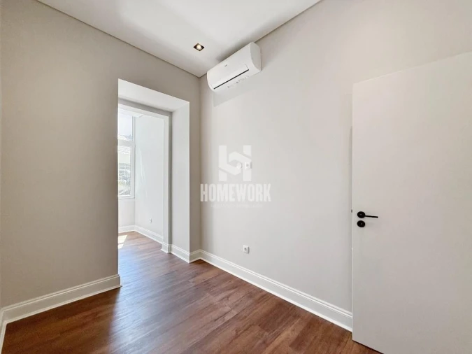 Apartamento T3 para Venda em Areeiro Foto 42