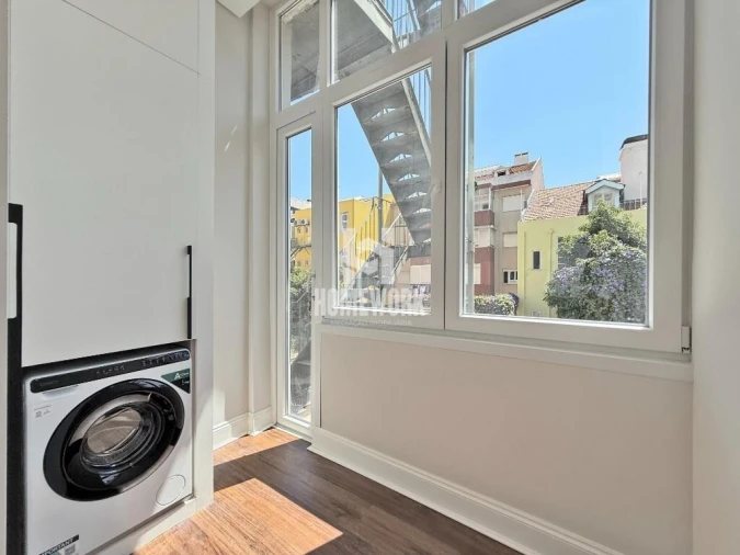 Apartamento T3 para Venda em Areeiro Foto 43