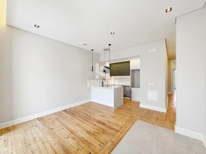 Apartamento T3 para Venda em Areeiro Foto 8