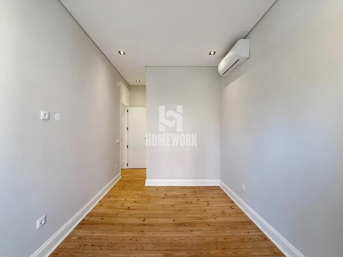 Apartamento T3 para Venda em Areeiro Foto 31