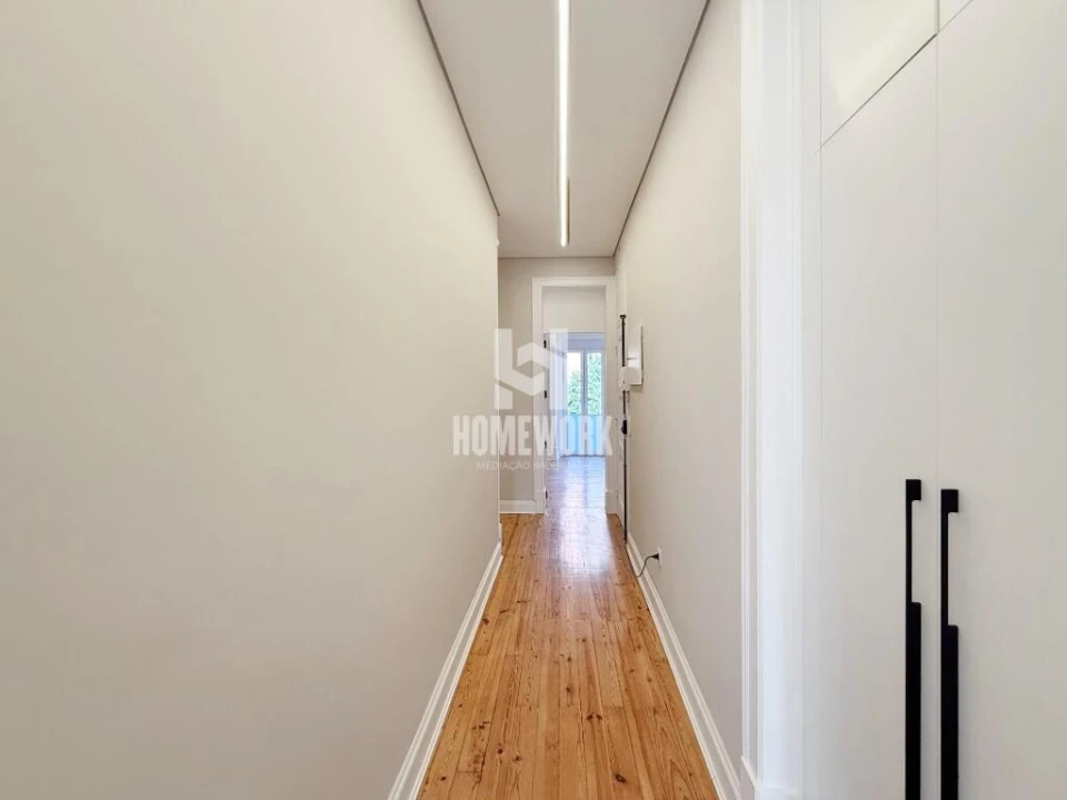 Apartamento T3 para Venda em Areeiro Foto 19
