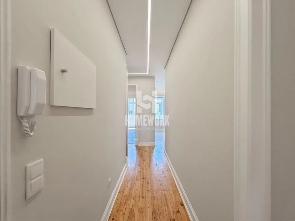 Apartamento T3 para Venda em Areeiro Foto 36
